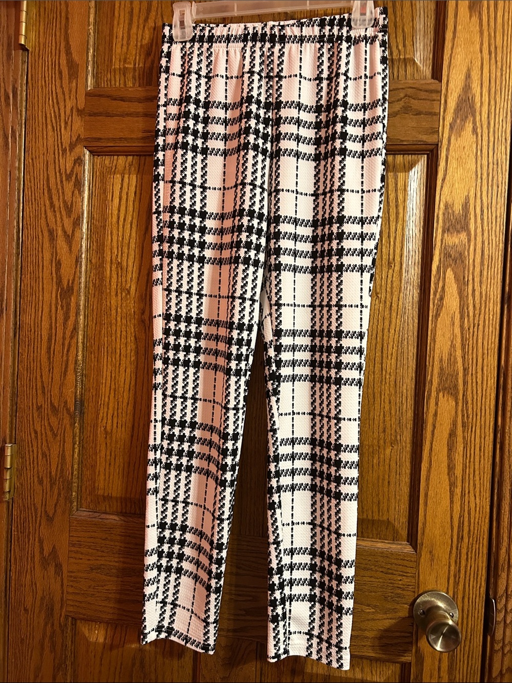 SHEIN White and  Black Plaid Knit Leggings